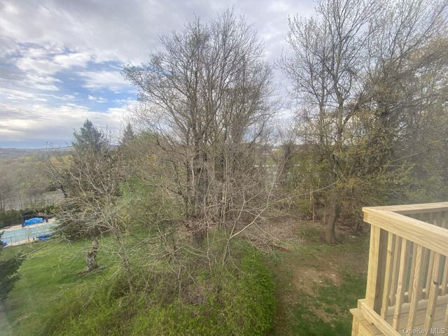 2 Lexington Hill 12, Harriman, NY 10926