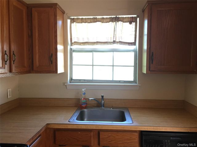 2 Lexington Hill 12, Harriman, NY 10926