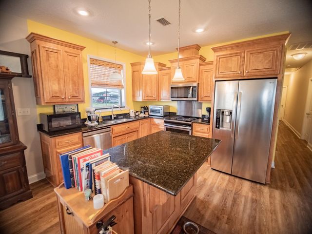 1048 NE Duval Pond Road, Madison, FL 32340