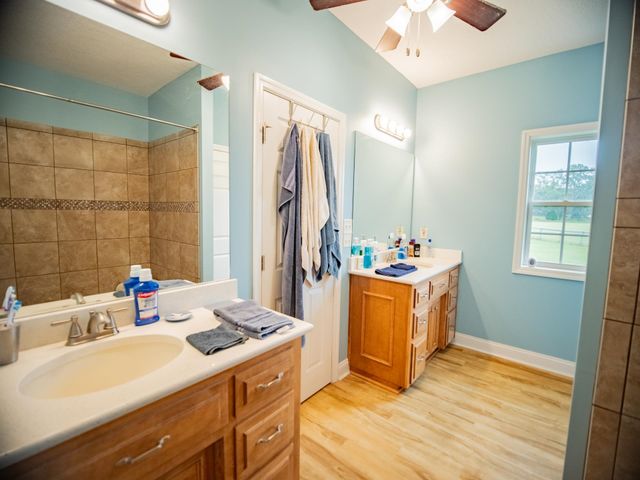 1048 NE Duval Pond Road, Madison, FL 32340