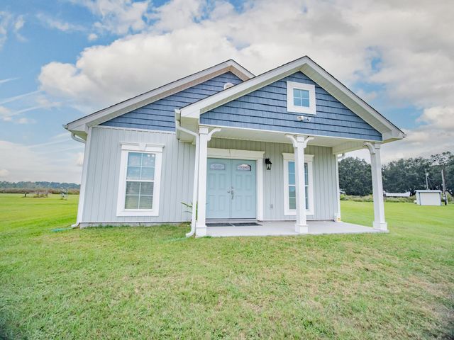 1048 NE Duval Pond Road, Madison, FL 32340