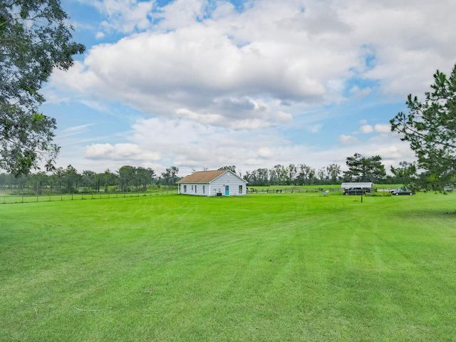 1048 NE Duval Pond Road, Madison, FL 32340