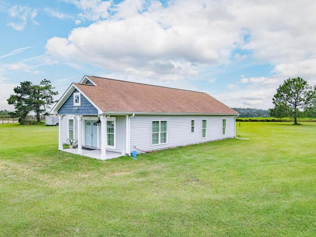 1048 NE Duval Pond Road, Madison, FL 32340