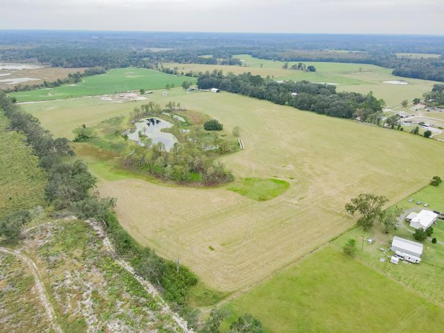 1048 NE Duval Pond Road, Madison, FL 32340