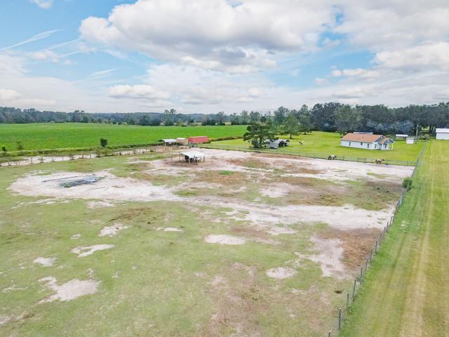 1048 NE Duval Pond Road, Madison, FL 32340