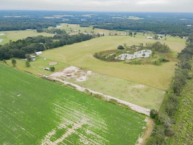 1048 NE Duval Pond Road, Madison, FL 32340