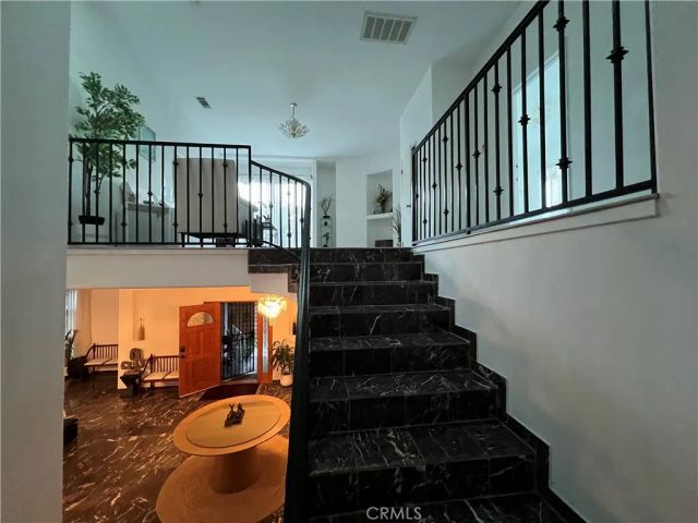 3943 Wade, Los Angeles, CA 90066