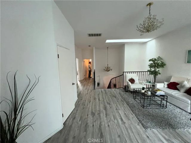 3943 Wade, Los Angeles, CA 90066