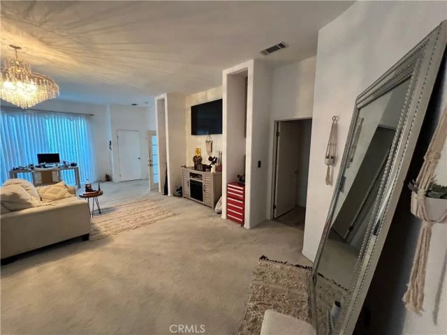 3943 Wade, Los Angeles, CA 90066