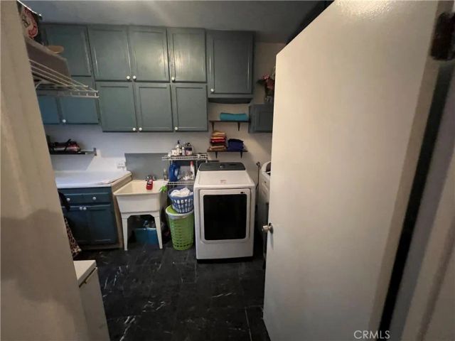 3943 Wade, Los Angeles, CA 90066