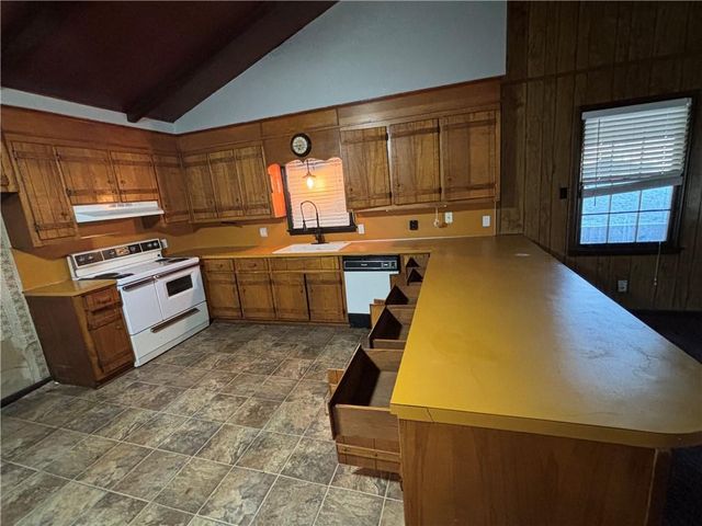 3 Shadow Lane, Cartersville, GA 30120