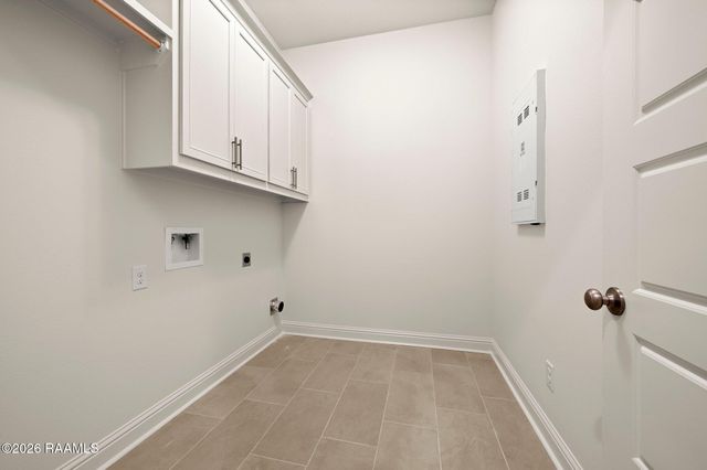 106 Breakers Way, Scott, LA 70583