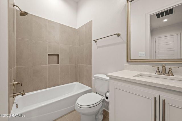 106 Breakers Way, Scott, LA 70583