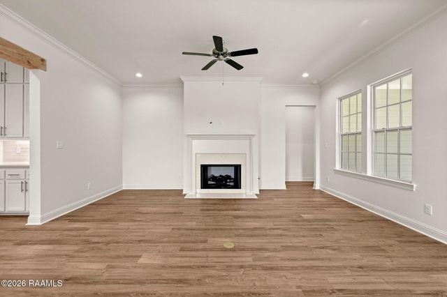 106 Breakers Way, Scott, LA 70583