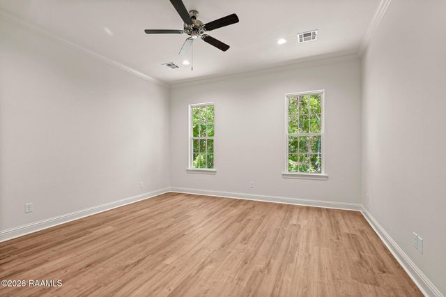 106 Breakers Way, Scott, LA 70583