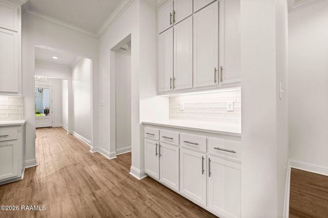 106 Breakers Way, Scott, LA 70583