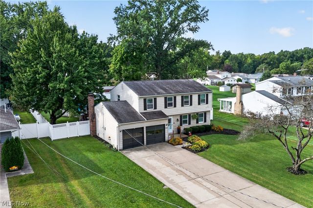 355 Earl Drive NW, Warren, OH 44483