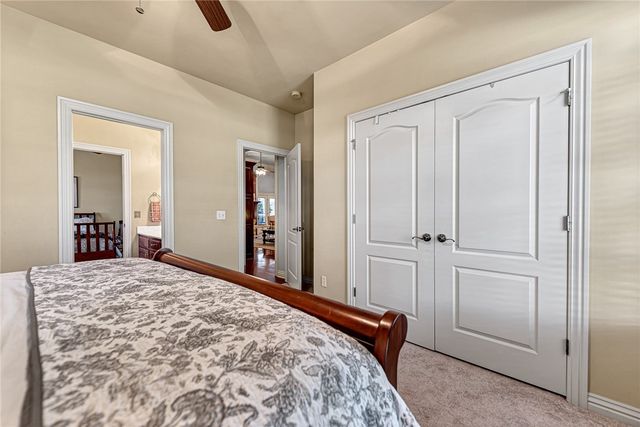 726 S Bausinger Road, Tontitown, AR 72762