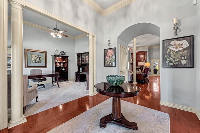 726 S Bausinger Road, Tontitown, AR 72762