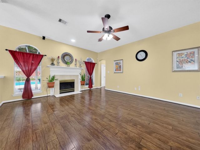 8403 Castle Pond Court, Houston, TX 77095