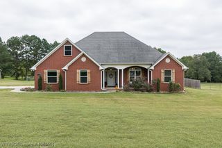 621 East Newberry Road, Alma, AR 72921