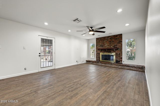 2320 W ANDERSON Avenue, Phoenix, AZ 85023