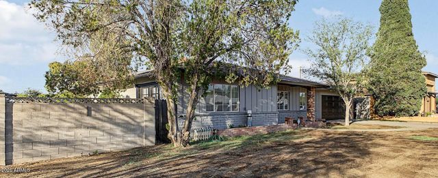 2320 W ANDERSON Avenue, Phoenix, AZ 85023