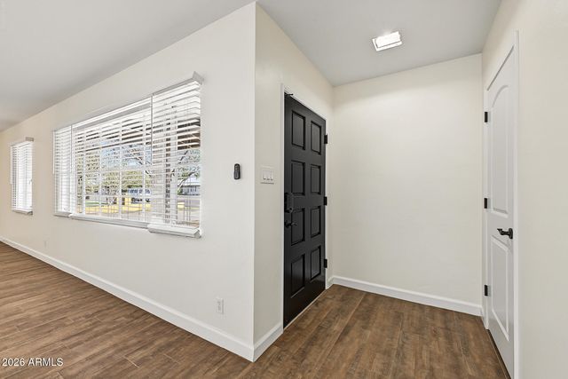 2320 W ANDERSON Avenue, Phoenix, AZ 85023