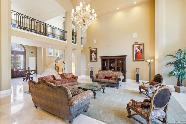 2 Admirals Way, San Antonio, TX 78257