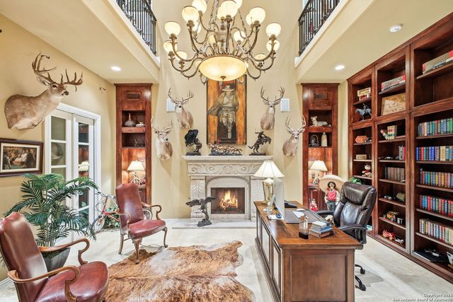 2 Admirals Way, San Antonio, TX 78257
