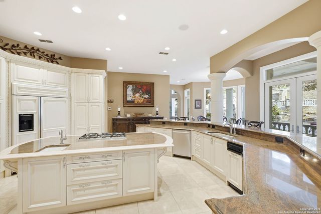 2 Admirals Way, San Antonio, TX 78257