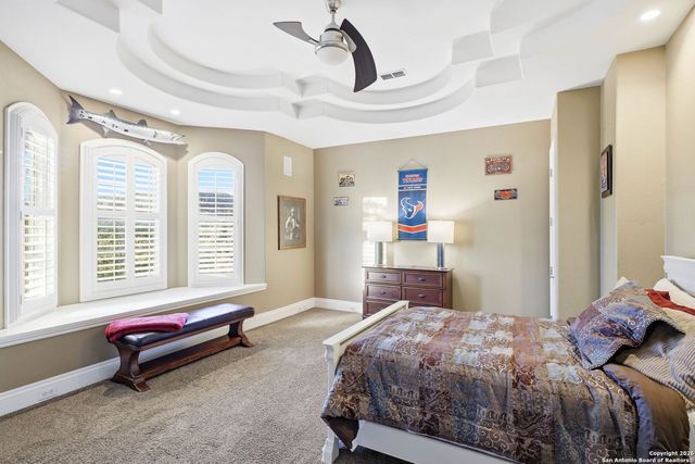 2 Admirals Way, San Antonio, TX 78257
