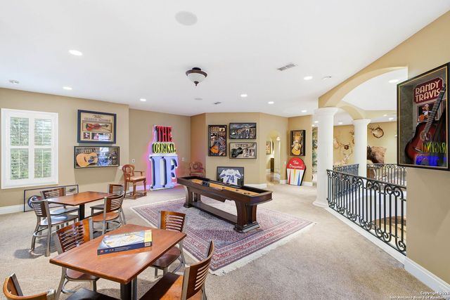 2 Admirals Way, San Antonio, TX 78257