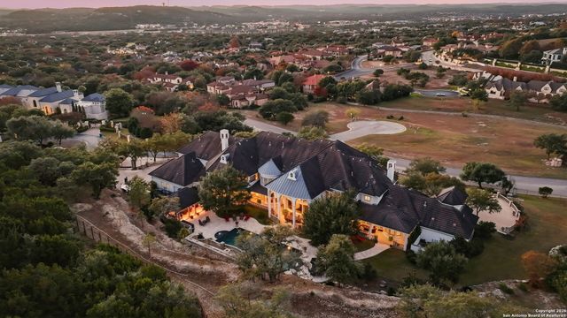 2 Admirals Way, San Antonio, TX 78257