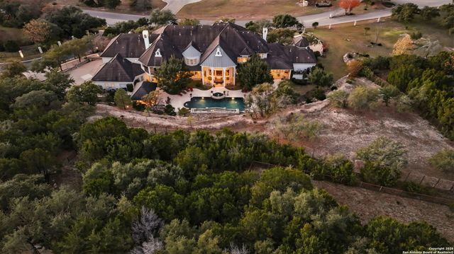 2 Admirals Way, San Antonio, TX 78257