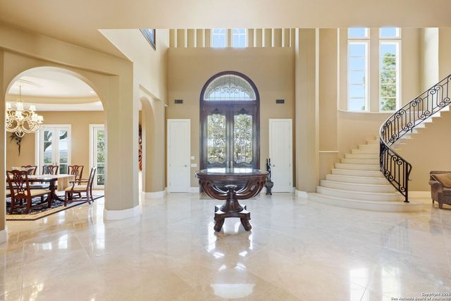 2 Admirals Way, San Antonio, TX 78257