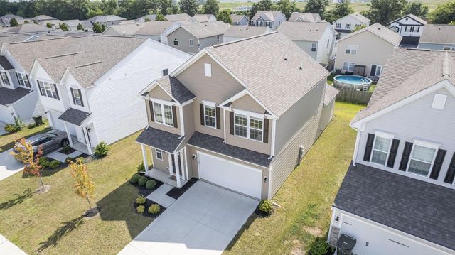 1593 Lewes Castle Drive, Grove City, OH 43123
