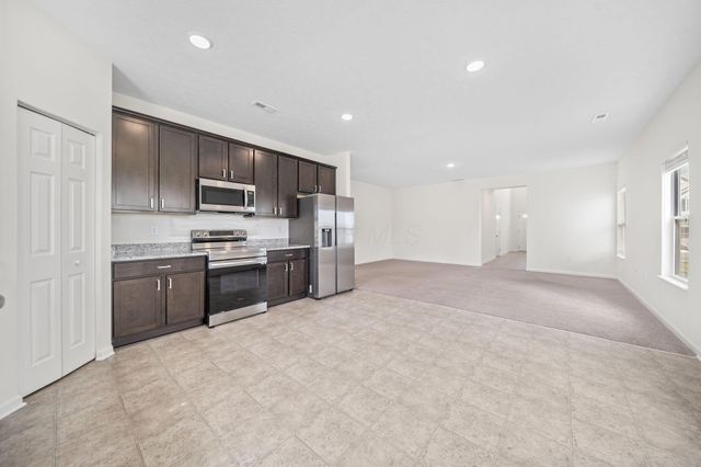 1593 Lewes Castle Drive, Grove City, OH 43123