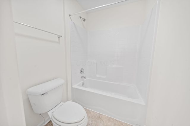 1593 Lewes Castle Drive, Grove City, OH 43123