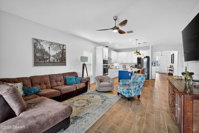 1021 Chelan Falls Drive, Deland, FL 32724