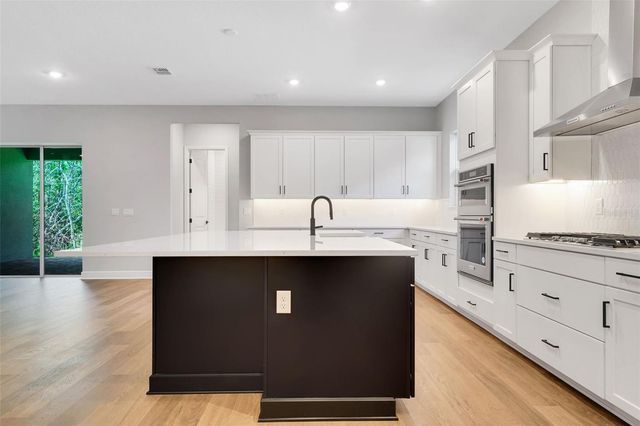 14285 CREST PALM AVENUE, Windermere, FL 34786