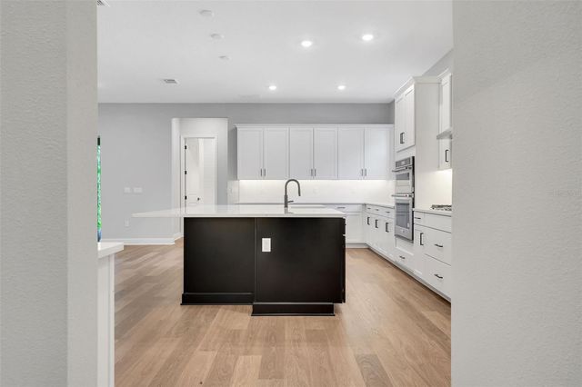 14285 CREST PALM AVENUE, Windermere, FL 34786