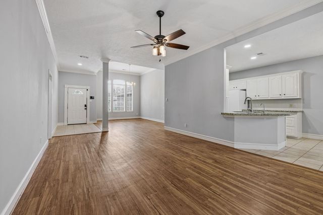 909 Katie Lane, Conroe, TX 77304