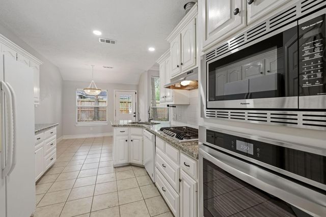 909 Katie Lane, Conroe, TX 77304