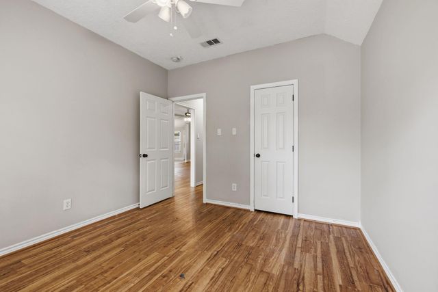 909 Katie Lane, Conroe, TX 77304