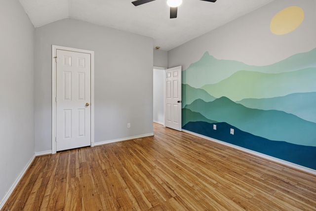 909 Katie Lane, Conroe, TX 77304