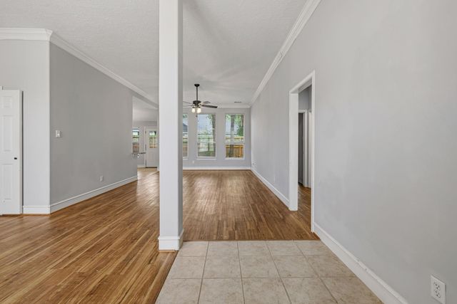 909 Katie Lane, Conroe, TX 77304