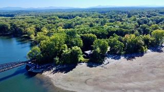 3181 North Avenue, Burlington, VT 05408