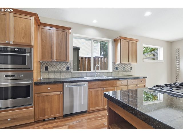 14554 Sw 164TH Ave, Tigard, OR 97224