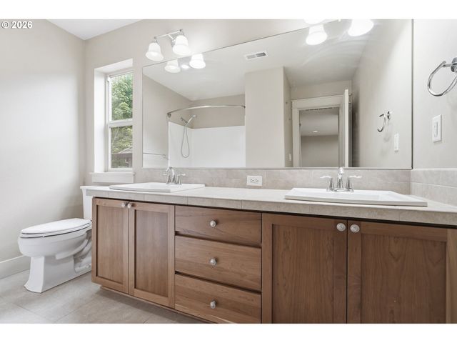 14554 Sw 164TH Ave, Tigard, OR 97224